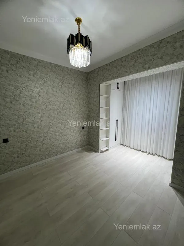 Satılır 3 otaqlı köhnə tikili 70 m²
