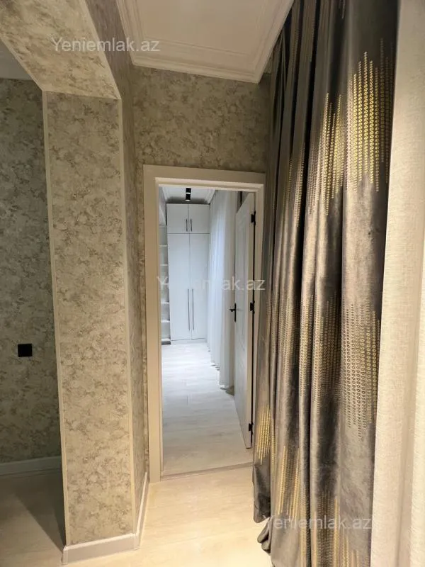 Satılır 3 otaqlı köhnə tikili 70 m²