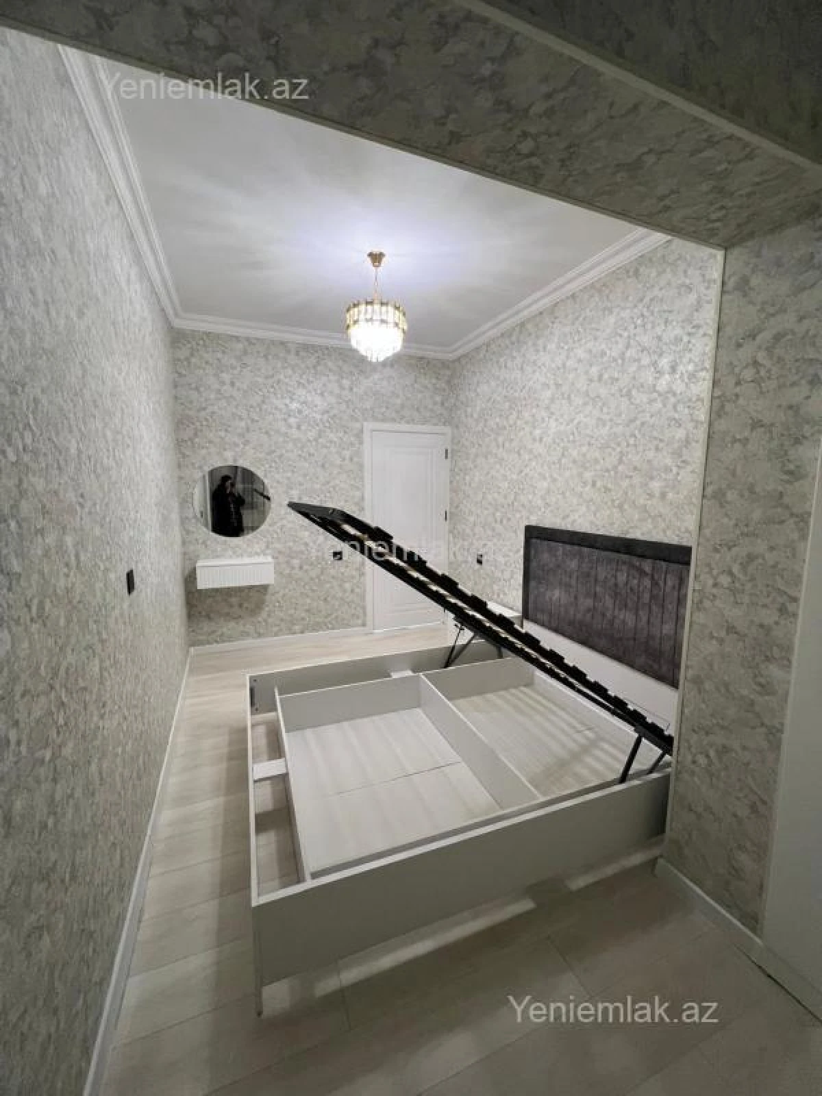 Satılır 3 otaqlı köhnə tikili 70 m²