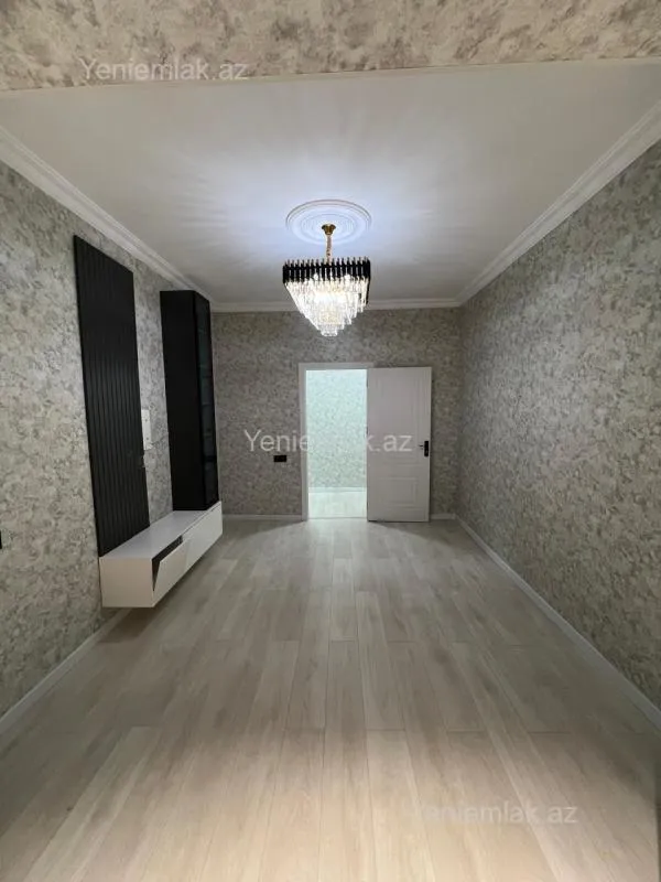 Satılır 3 otaqlı köhnə tikili 70 m²