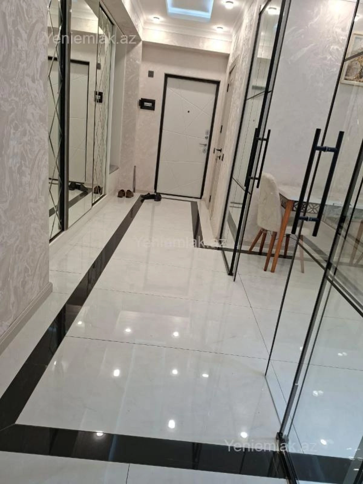 Satılır 3 otaqlı yeni tikili 74 m²