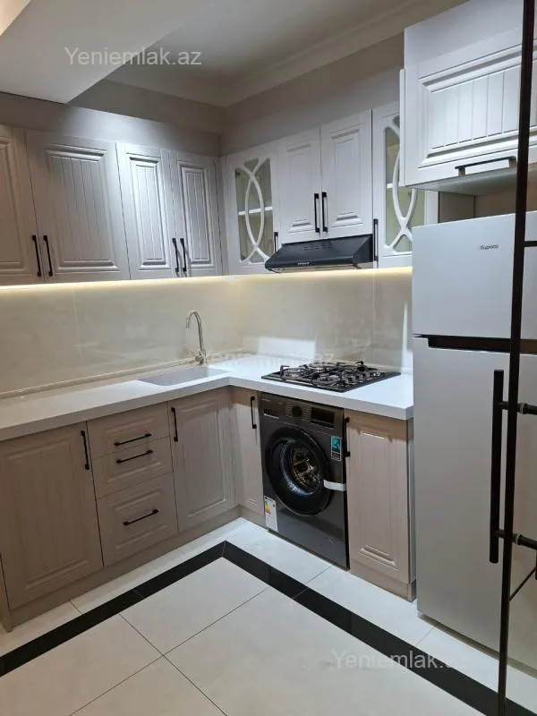 Satılır 3 otaqlı yeni tikili 74 m²