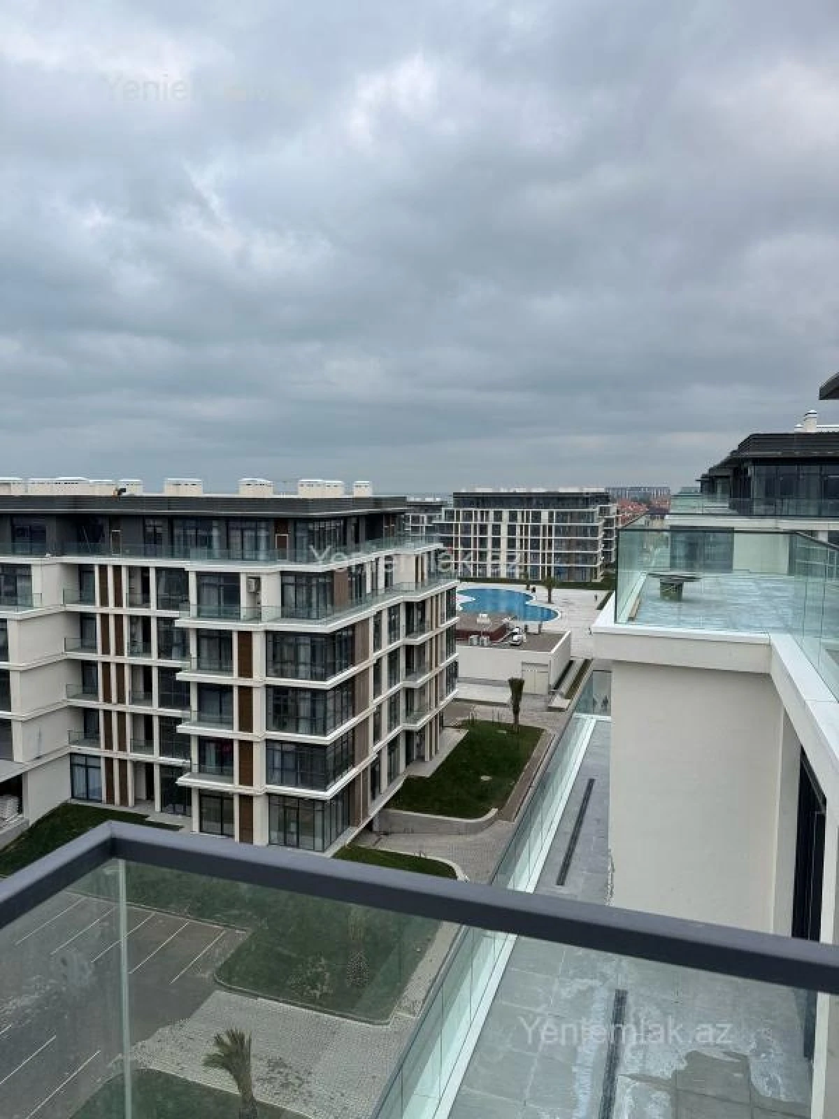 Satılır 4 otaqlı yeni tikili 208 m²