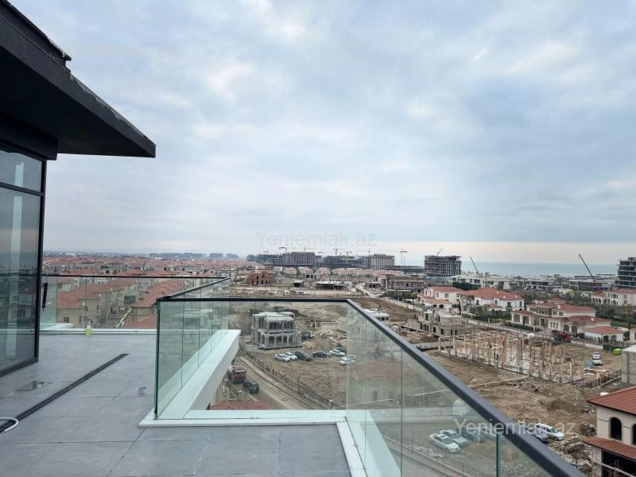 Satılır 4 otaqlı yeni tikili 208 m²
