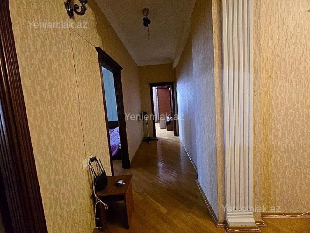 Satılır 3 otaqlı yeni tikili 132 m²