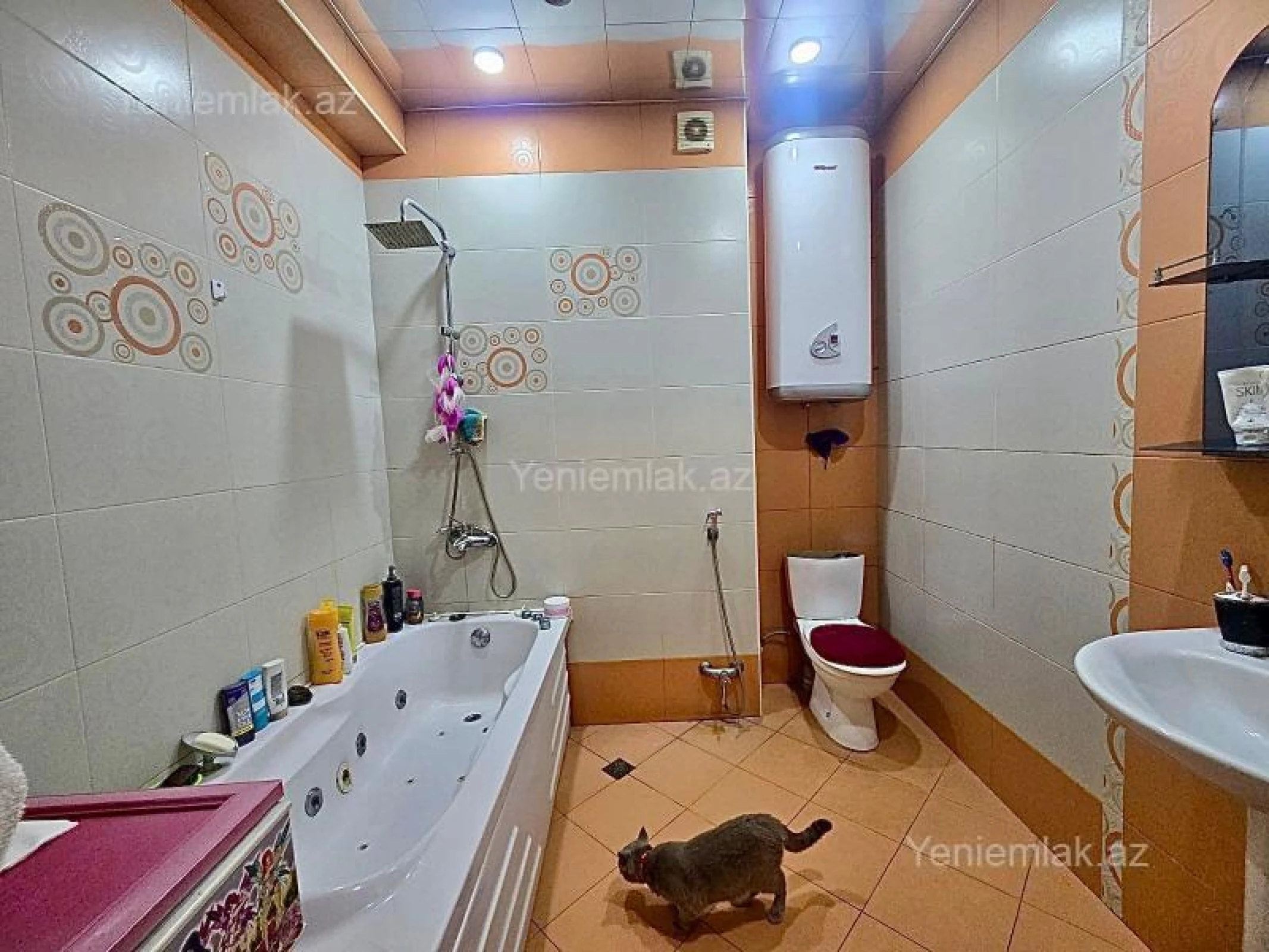 Satılır 3 otaqlı yeni tikili 132 m²