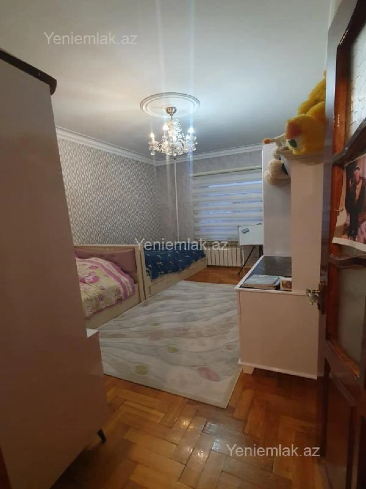Satılır 3 otaqlı köhnə tikili 90 m²