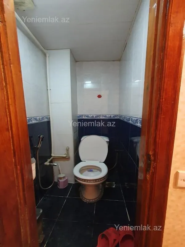 Satılır 3 otaqlı köhnə tikili 90 m²