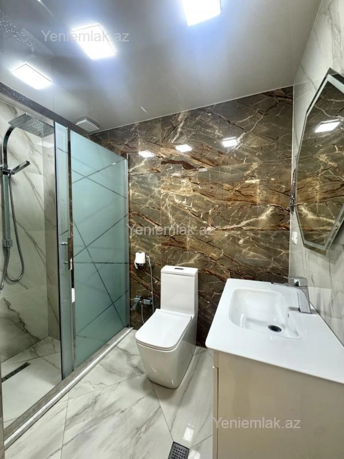 Satılır 3 otaqlı yeni tikili 109 m²