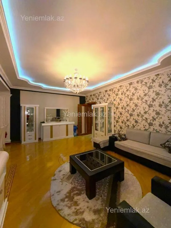 Satılır 2 otaqlı yeni tikili 100 m²