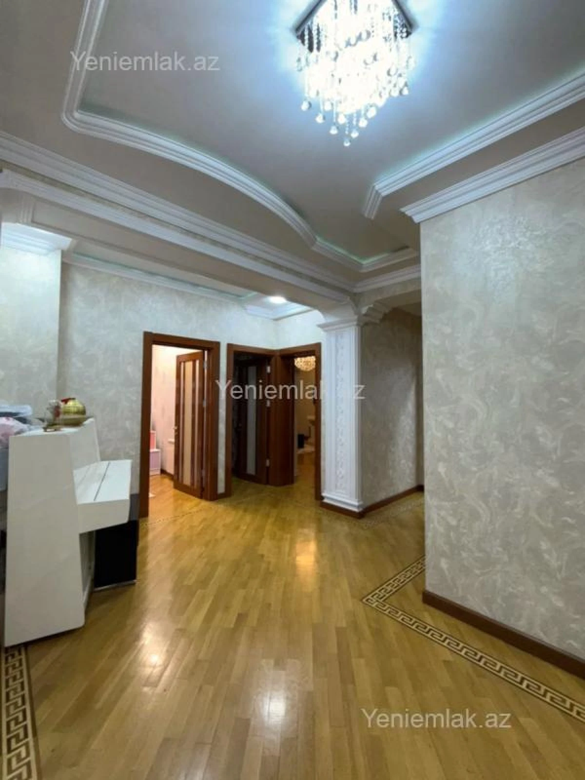 Satılır 2 otaqlı yeni tikili 100 m²