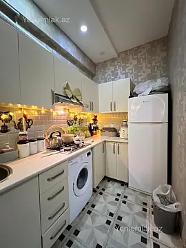 Satılır 2 otaqlı yeni tikili 75 m²