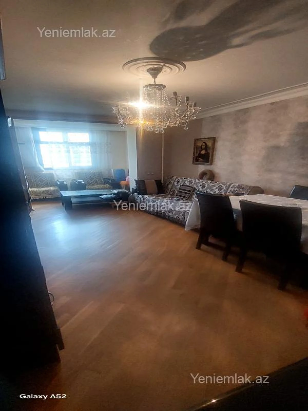 Satılır 2 otaqlı köhnə tikili 55 m²
