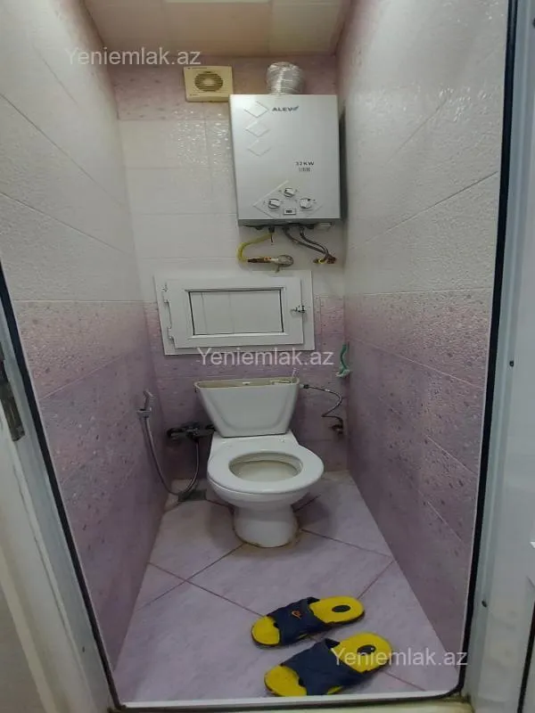 Satılır 4 otaqlı köhnə tikili 100 m²