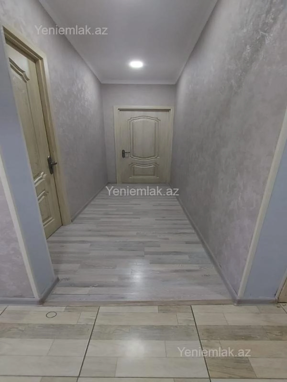 Satılır 4 otaqlı köhnə tikili 100 m²