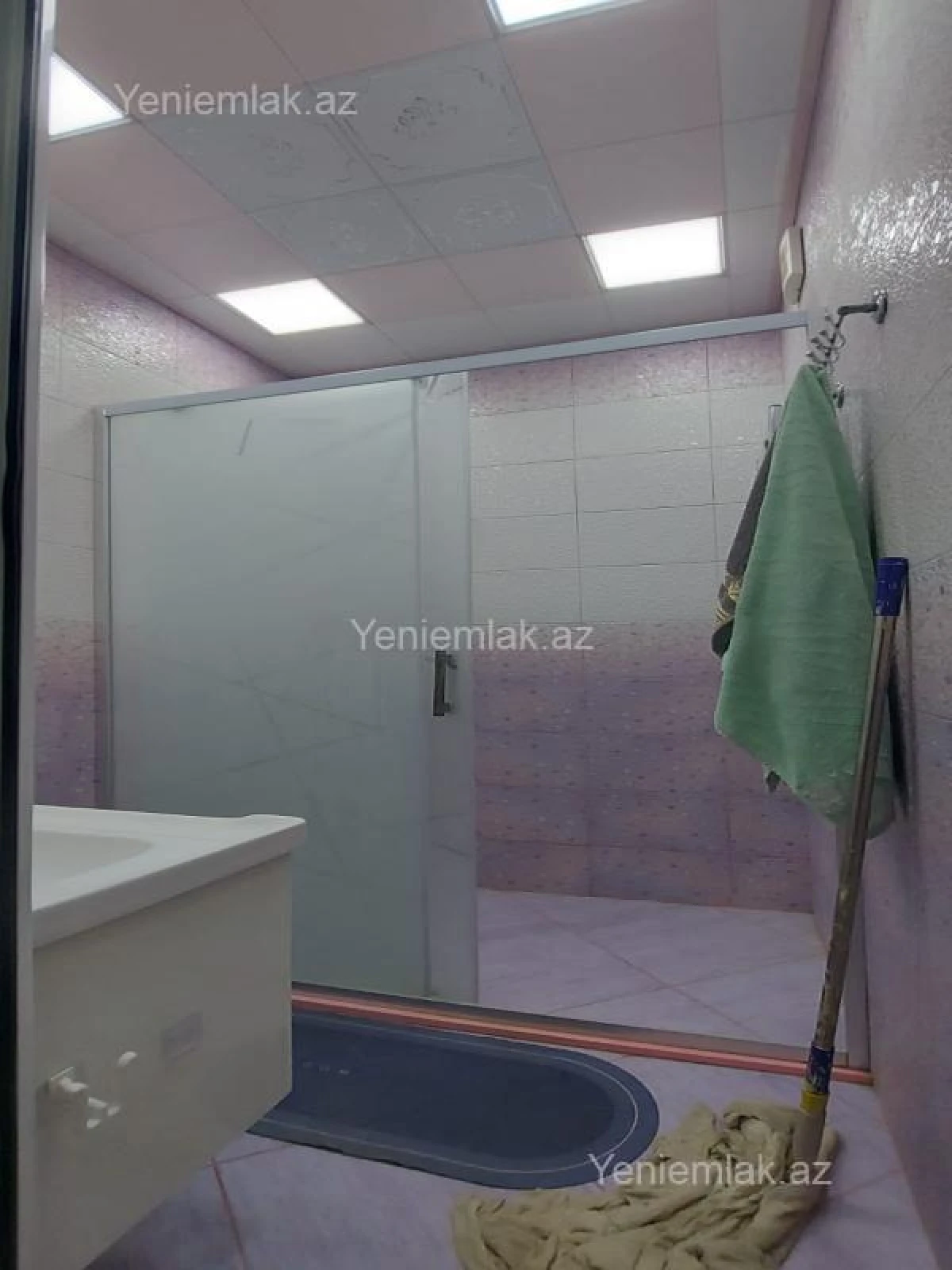 Satılır 4 otaqlı köhnə tikili 100 m²