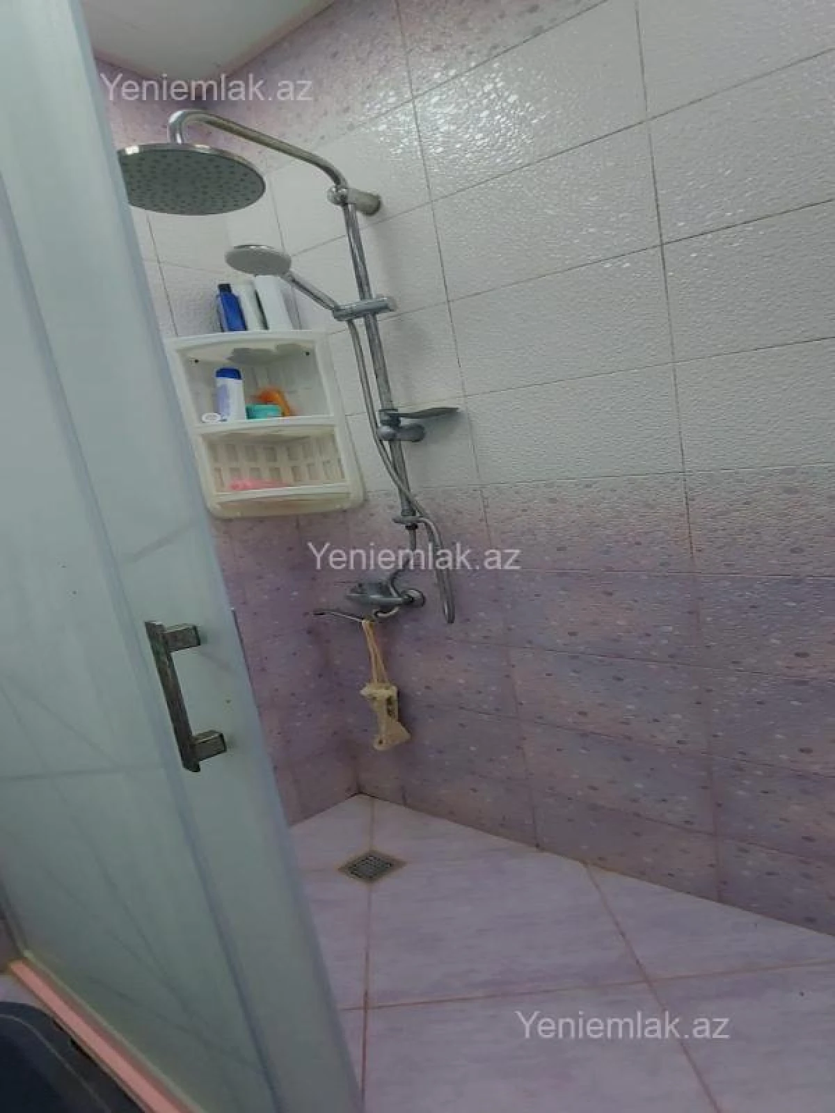 Satılır 4 otaqlı köhnə tikili 100 m²