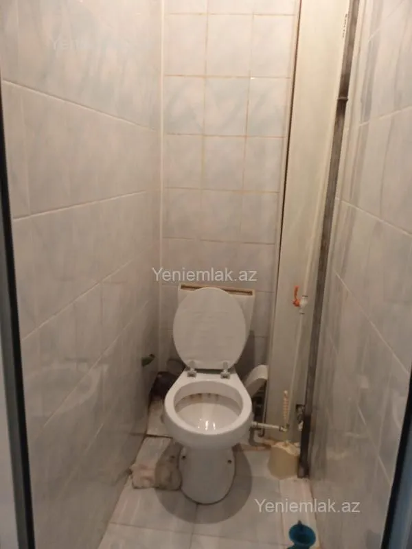 Satılır 3 otaqlı köhnə tikili 74 m²