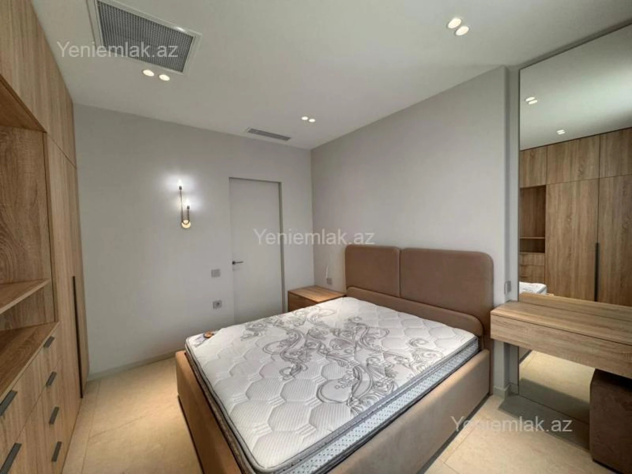 Satılır 2 otaqlı yeni tikili 70 m²