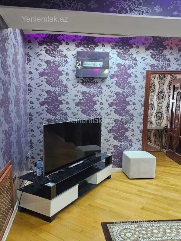 Satılır 3 otaqlı yeni tikili 120 m²