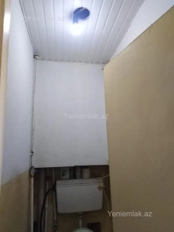 Satılır 3 otaqlı köhnə tikili 80 m²