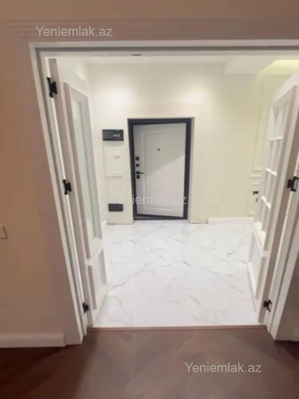 Satılır 3 otaqlı yeni tikili 92 m²