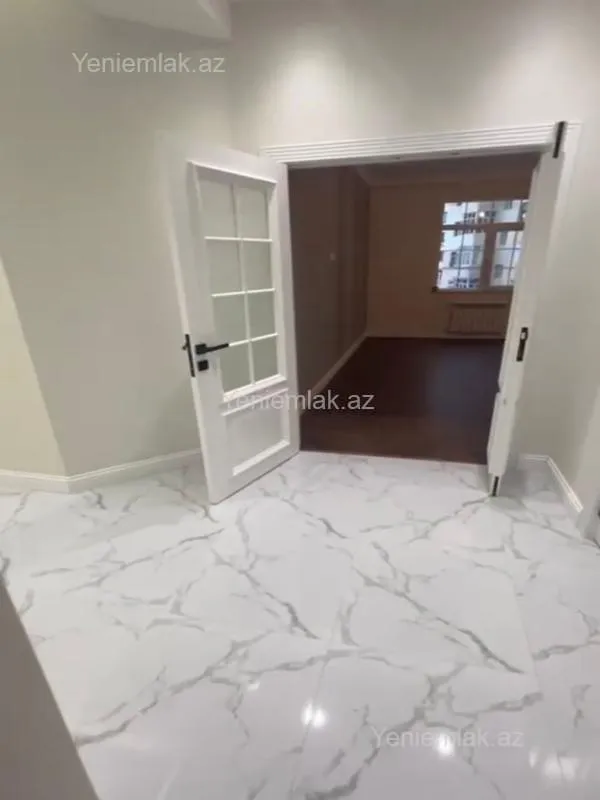 Satılır 3 otaqlı yeni tikili 92 m²