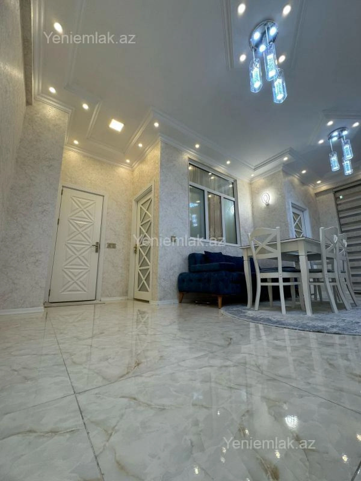 Satılır 3 otaqlı yeni tikili 65 m²