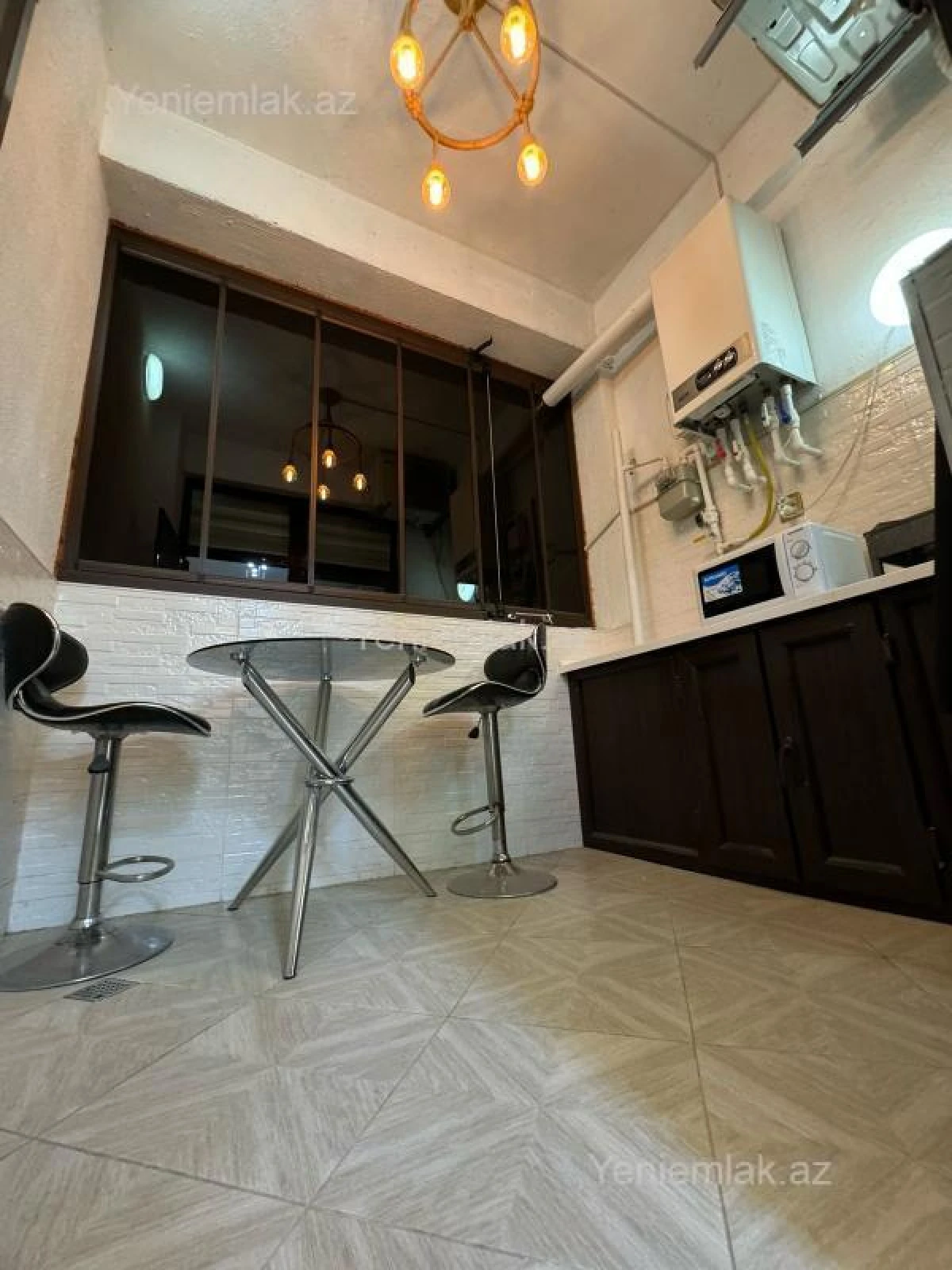 Satılır 3 otaqlı yeni tikili 65 m²