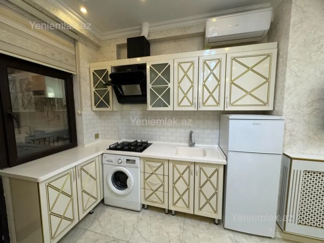 Satılır 3 otaqlı yeni tikili 65 m²