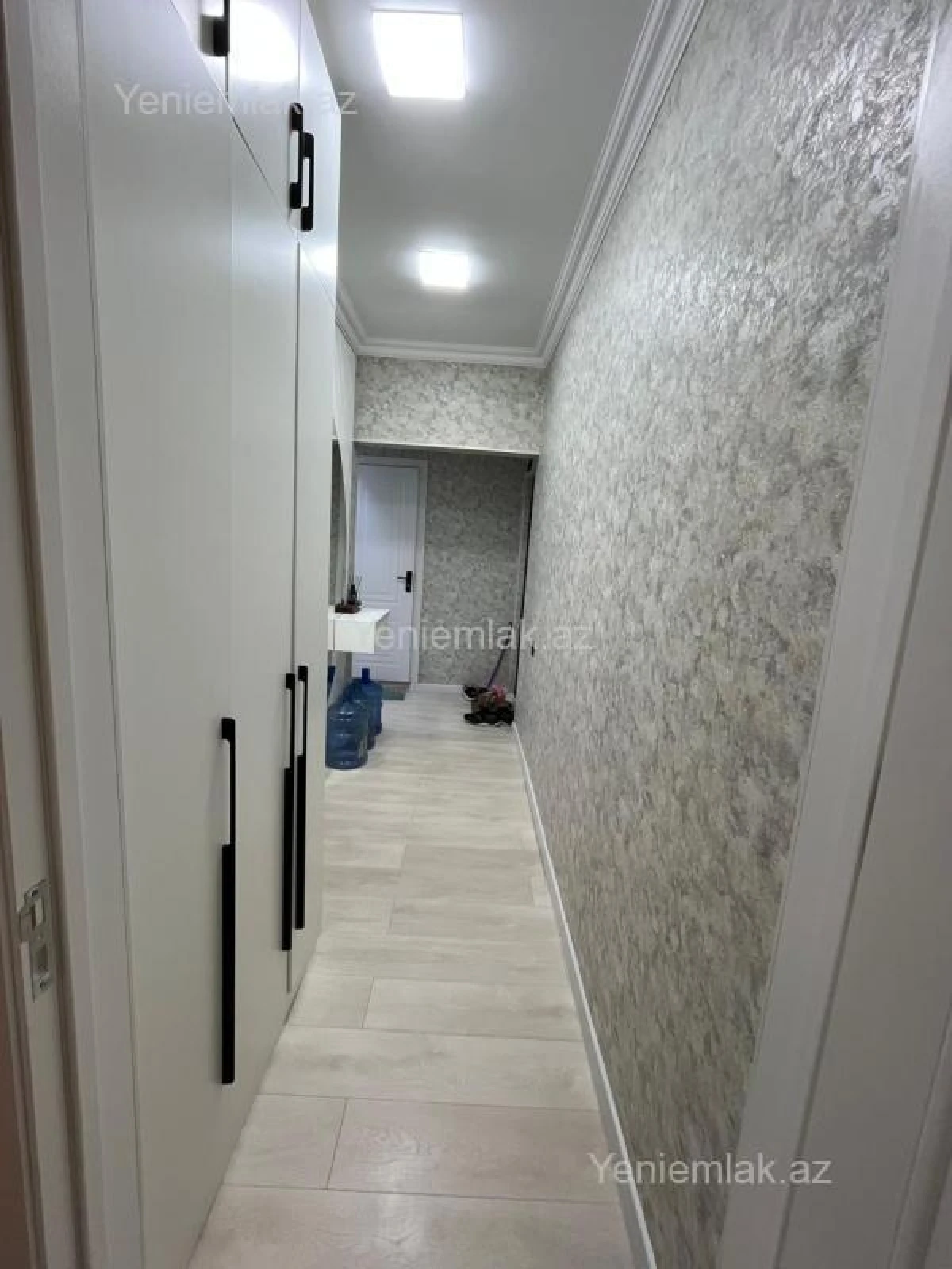 Satılır 3 otaqlı köhnə tikili 68 m²