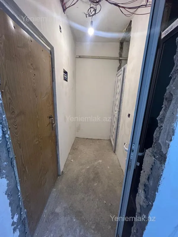 Satılır 1 otaqlı köhnə tikili 35 m²