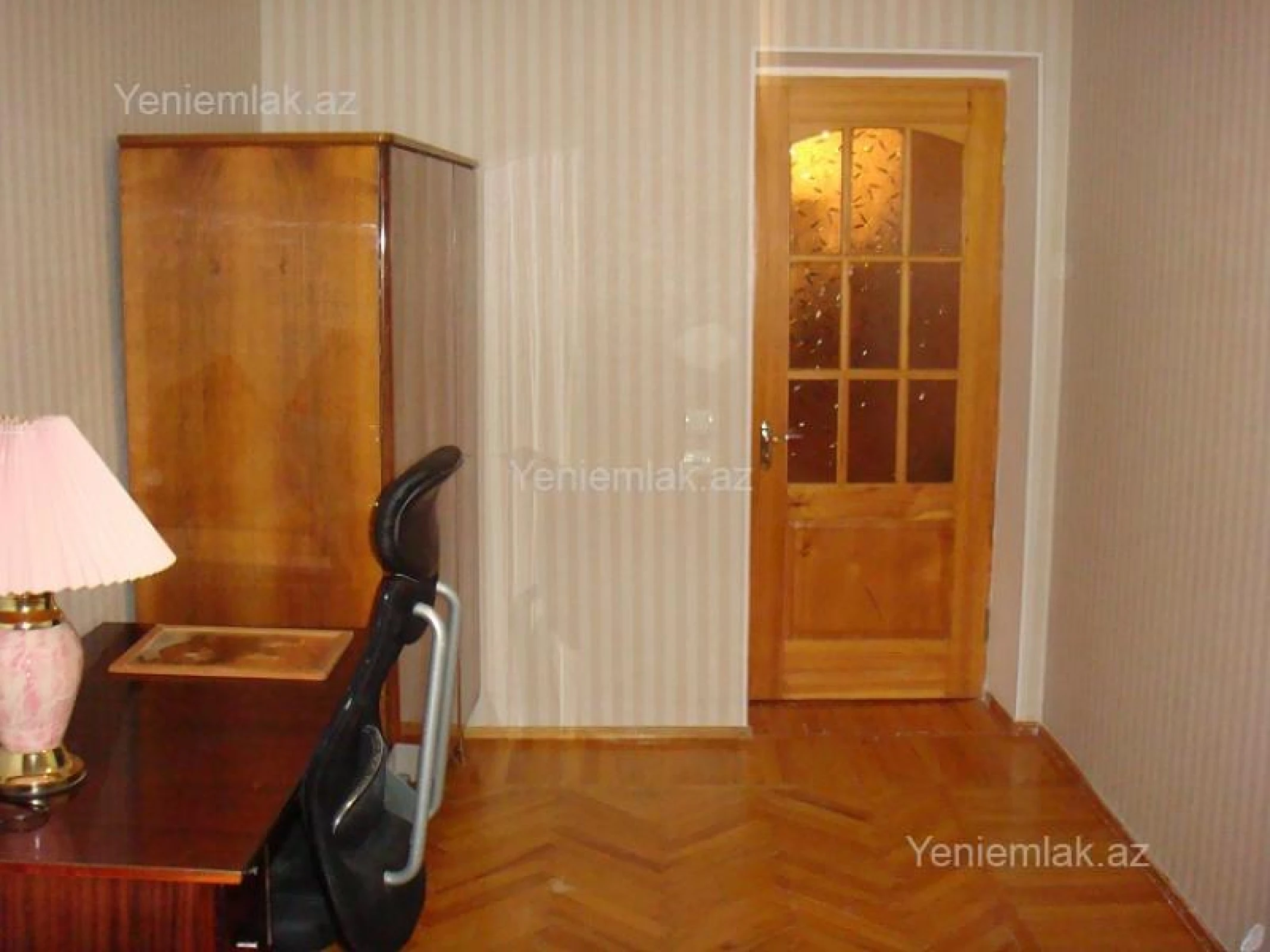 Satılır 3 otaqlı köhnə tikili 80 m²