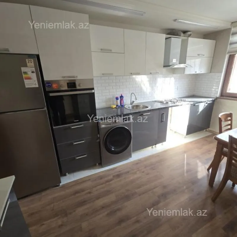 Satılır 3 otaqlı köhnə tikili 70 m²