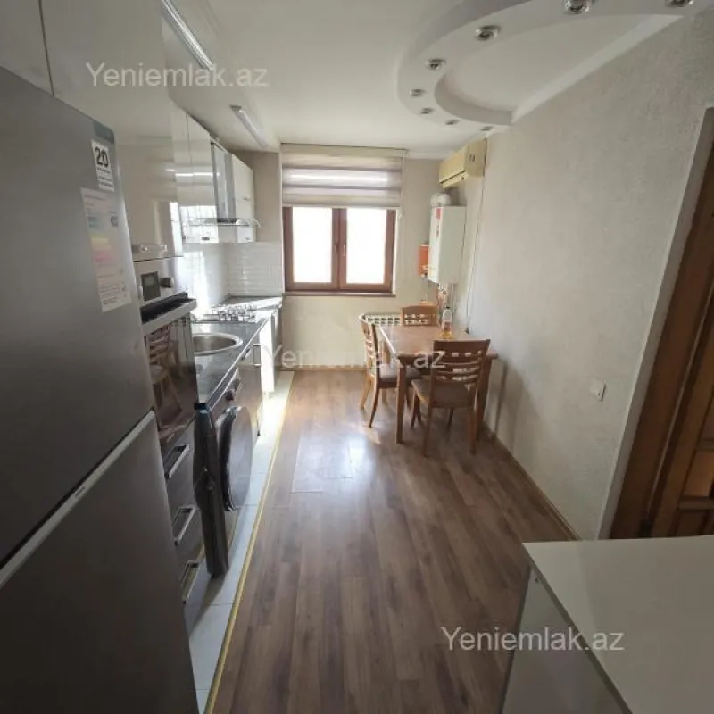 Satılır 3 otaqlı köhnə tikili 70 m²