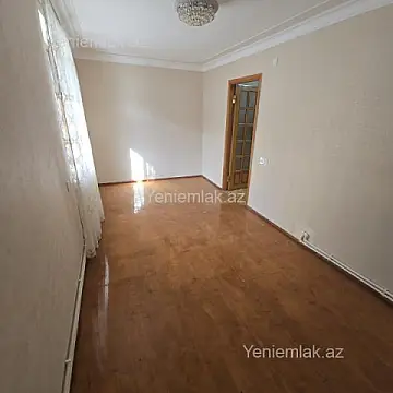 Satılır 3 otaqlı köhnə tikili 70 m²