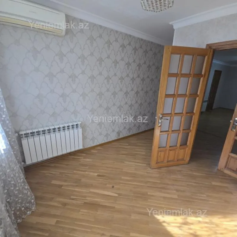 Satılır 3 otaqlı köhnə tikili 70 m²