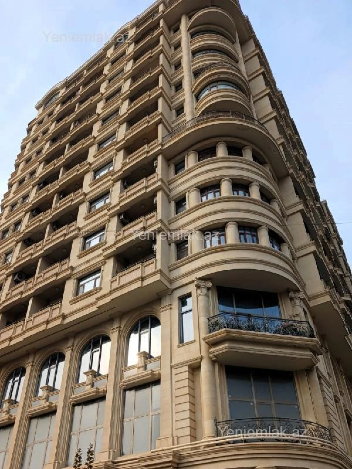 Satılır 3 otaqlı yeni tikili 136 m²