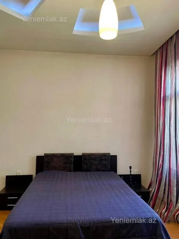Satılır 3 otaqlı yeni tikili 136 m²