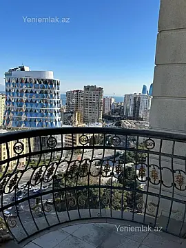 Satılır 4 otaqlı yeni tikili 152 m²