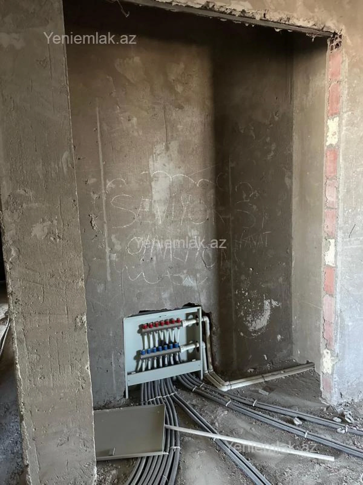 Satılır 4 otaqlı yeni tikili 152 m²