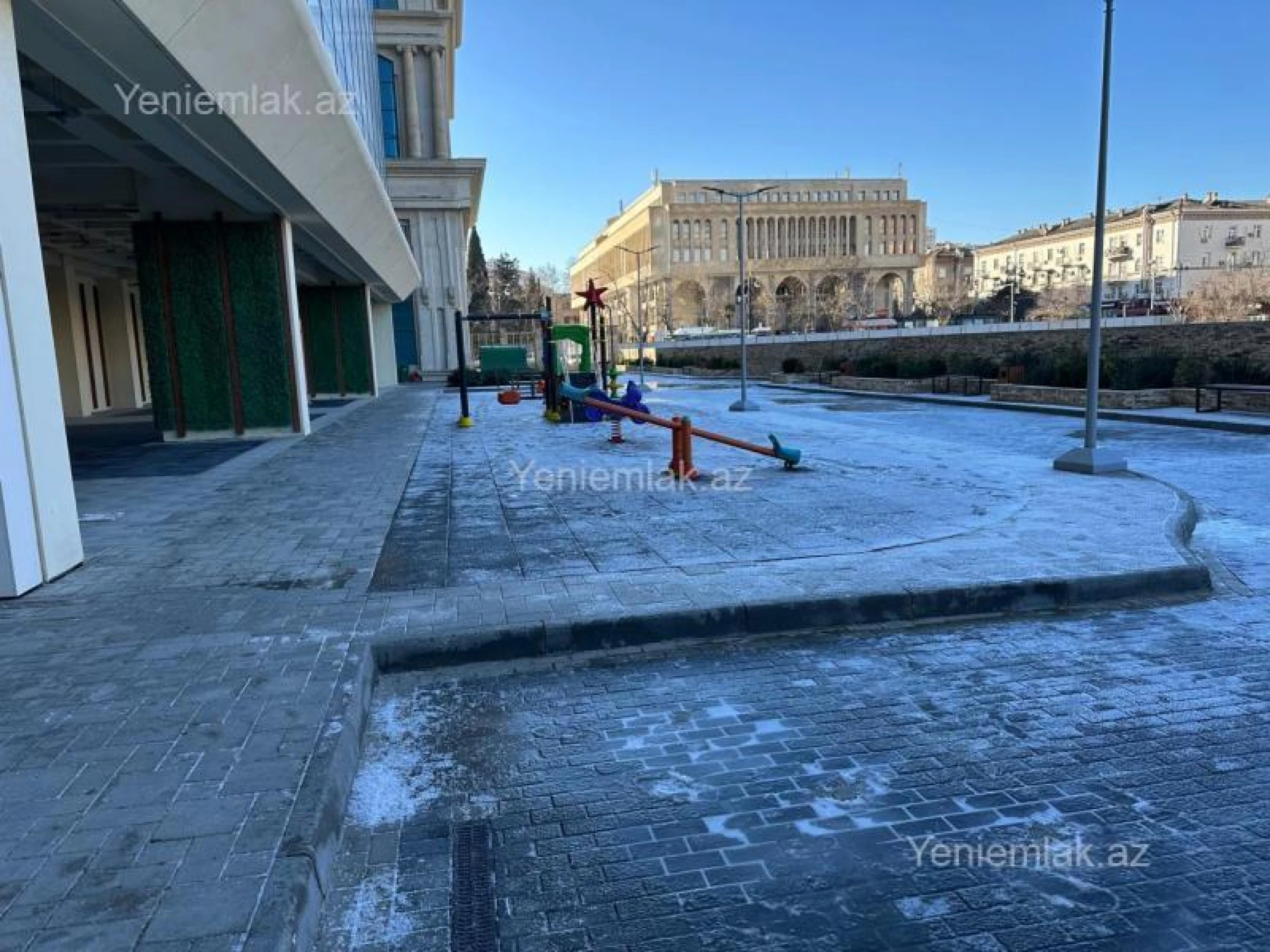 Satılır 4 otaqlı yeni tikili 152 m²