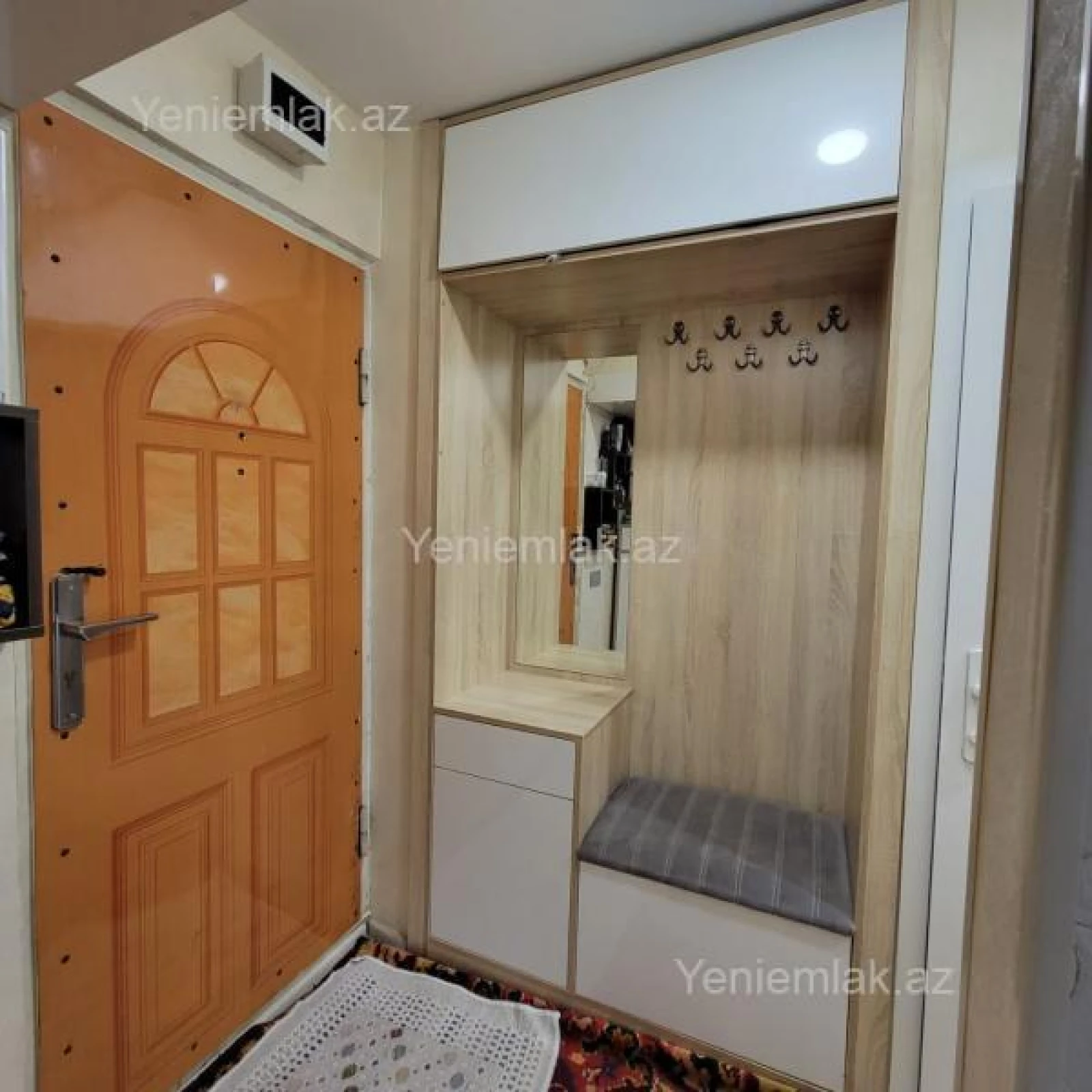 Satılır 2 otaqlı köhnə tikili 35 m²