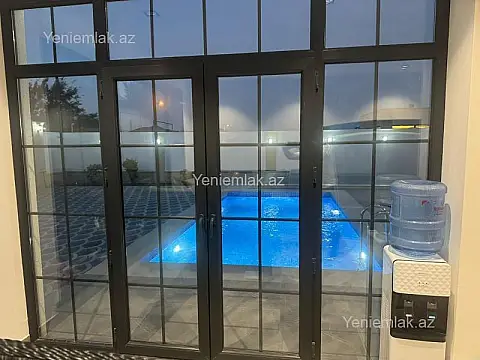 Satılır 5 otaqlı həyət evi 215 m²