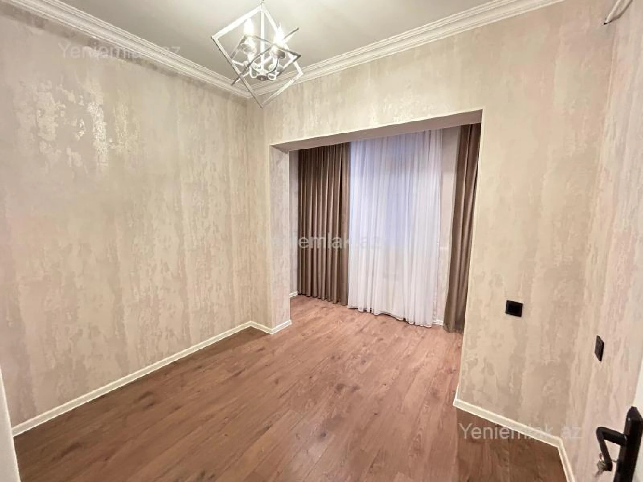 Satılır 3 otaqlı köhnə tikili 68 m²