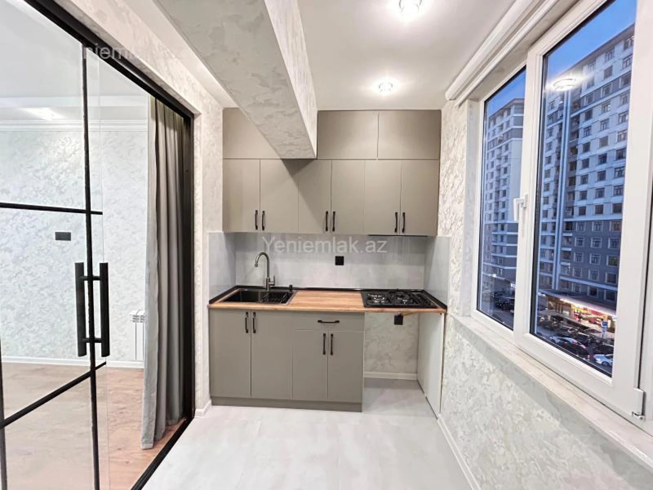 Satılır 3 otaqlı köhnə tikili 68 m²