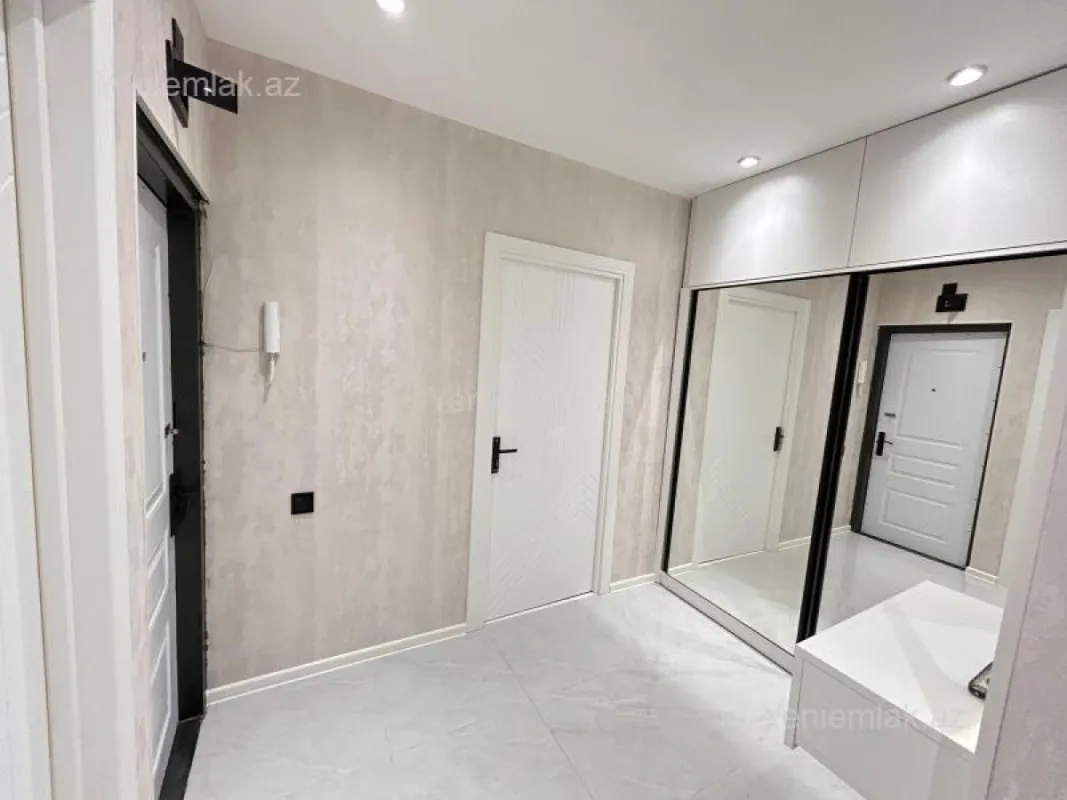 Satılır 3 otaqlı köhnə tikili 68 m²