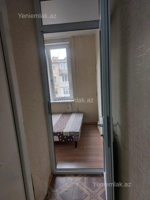 Satılır 2 otaqlı köhnə tikili 35 m²