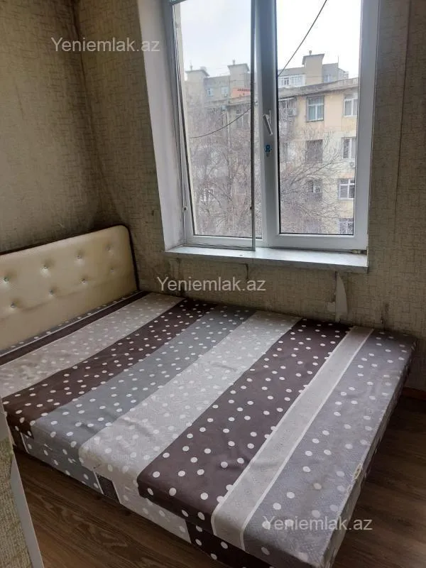 Satılır 2 otaqlı köhnə tikili 35 m²