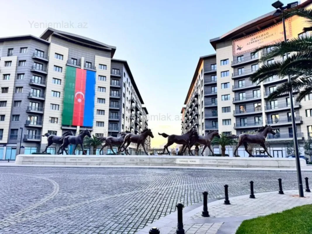Satılır 5 otaqlı yeni tikili 240 m²